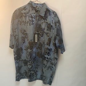 large printed blue Hawiian Pattern